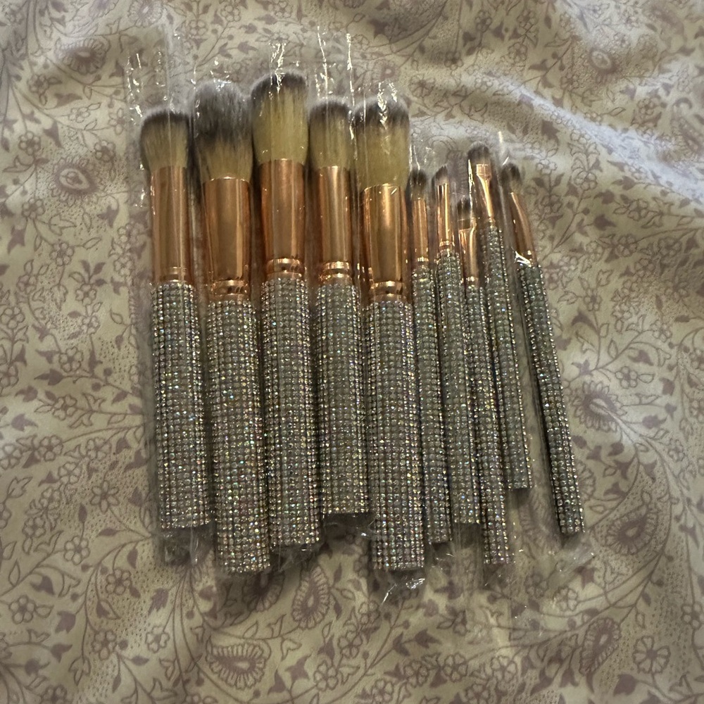 Source Unknown Glitter Makeup Brush Set - Silver and Gold